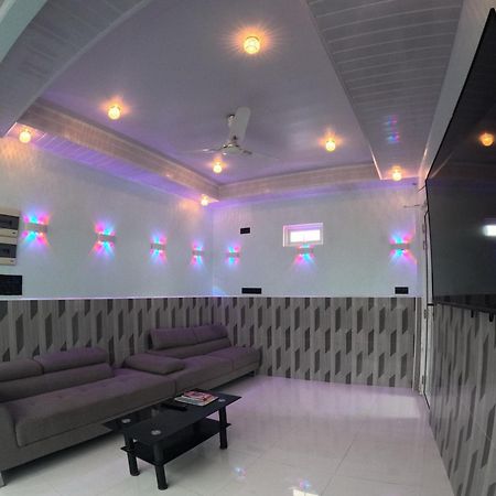Wind Breeze Sunset View Inn Гурайдо Екстериор снимка