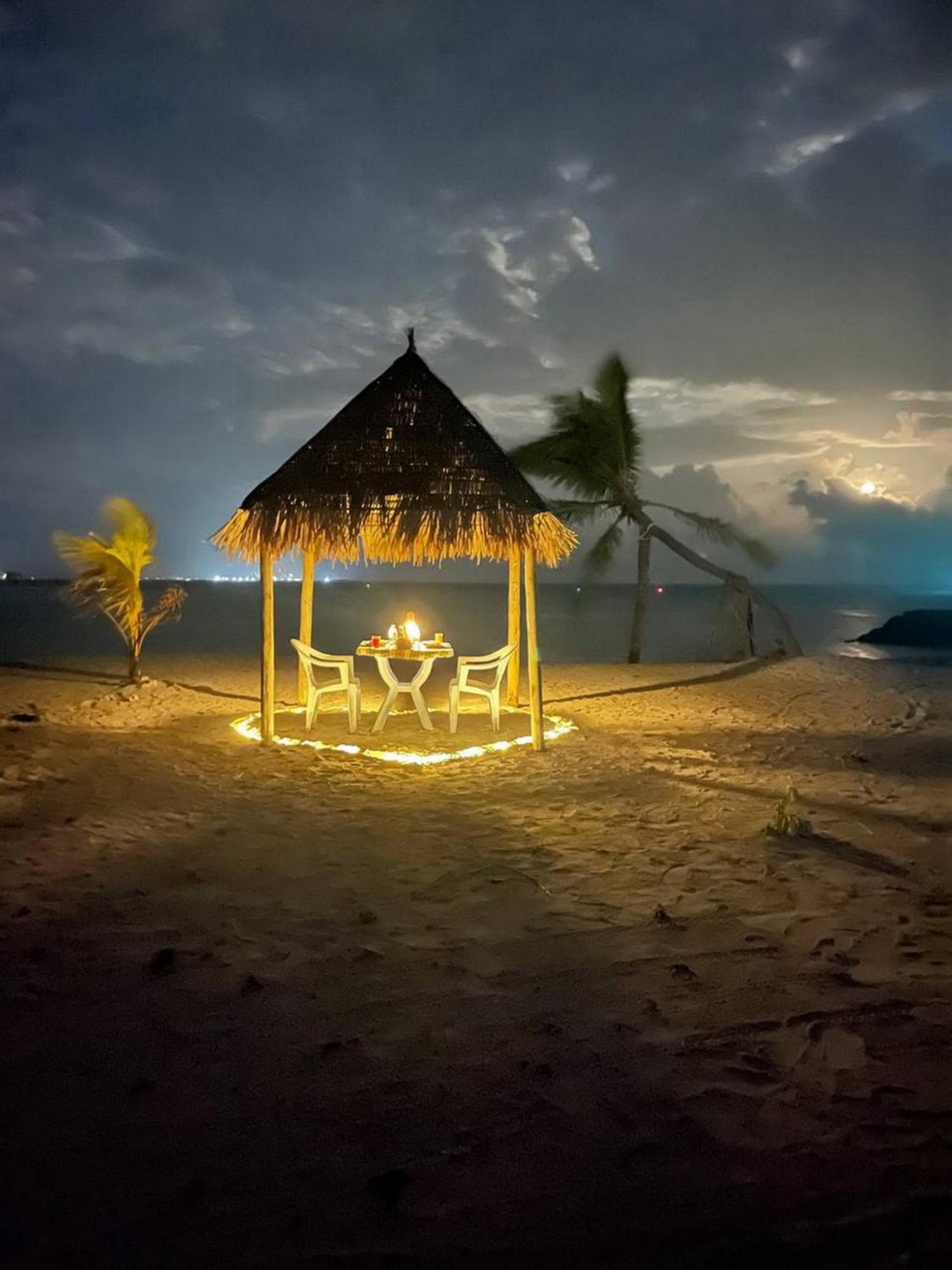 Wind Breeze Sunset View Inn Гурайдо Екстериор снимка