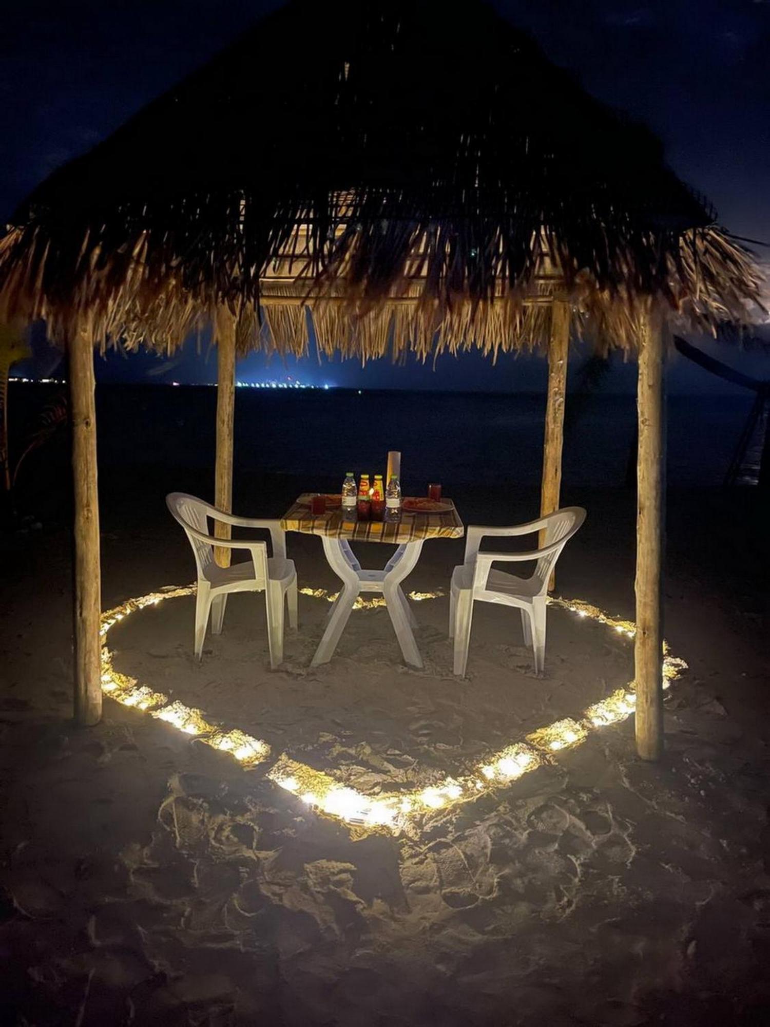 Wind Breeze Sunset View Inn Гурайдо Екстериор снимка