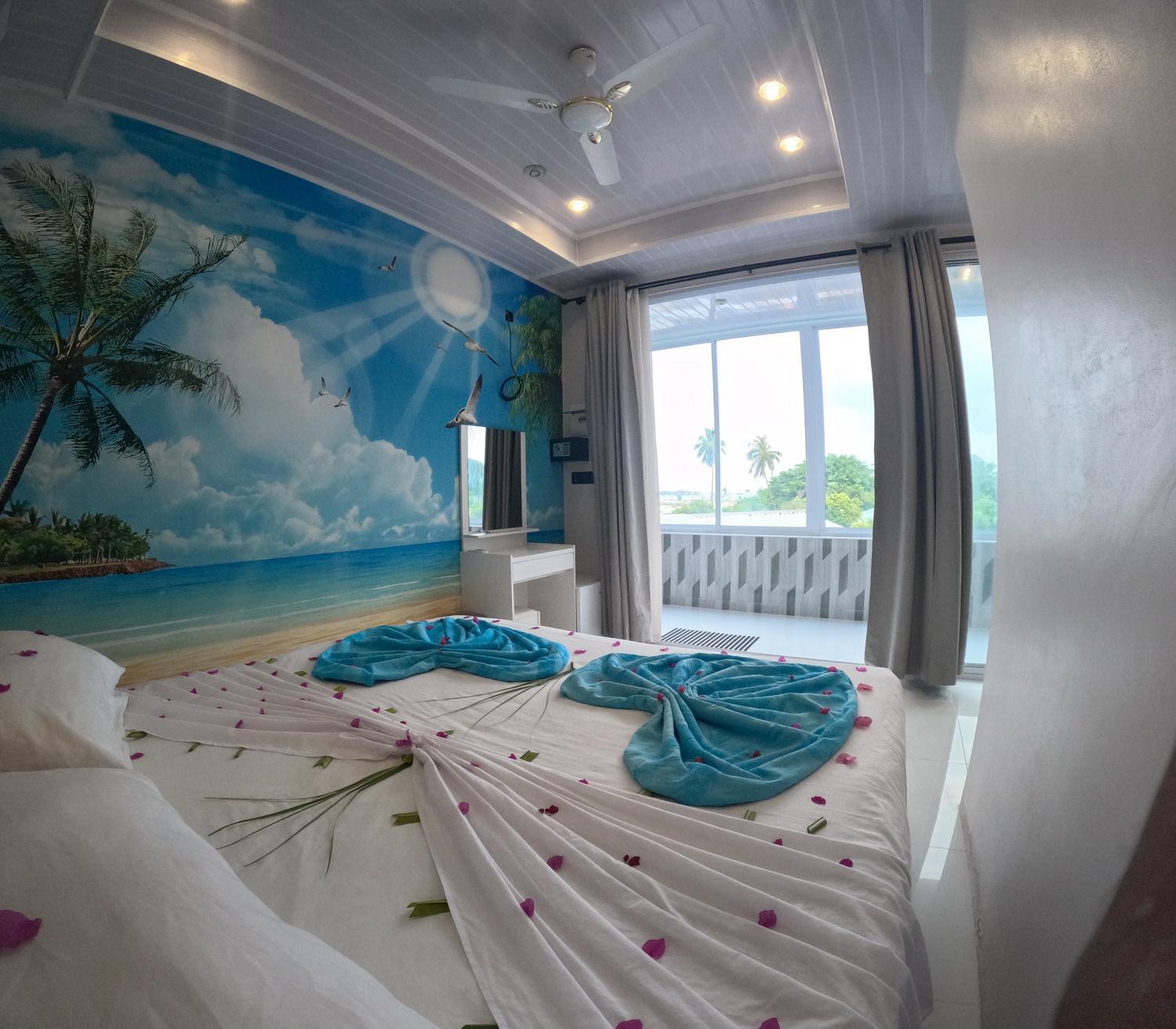 Wind Breeze Sunset View Inn Гурайдо Екстериор снимка